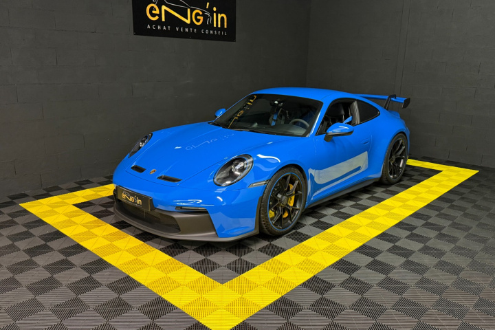 PORSCHE 911 GT3