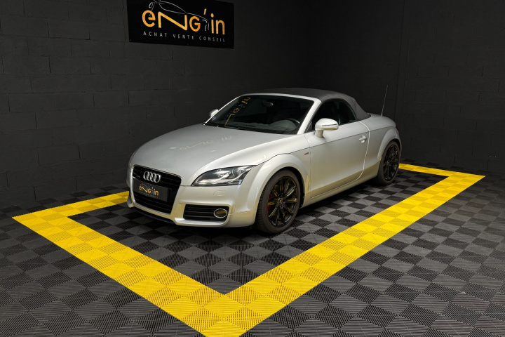 AUDI TT ROADSTER