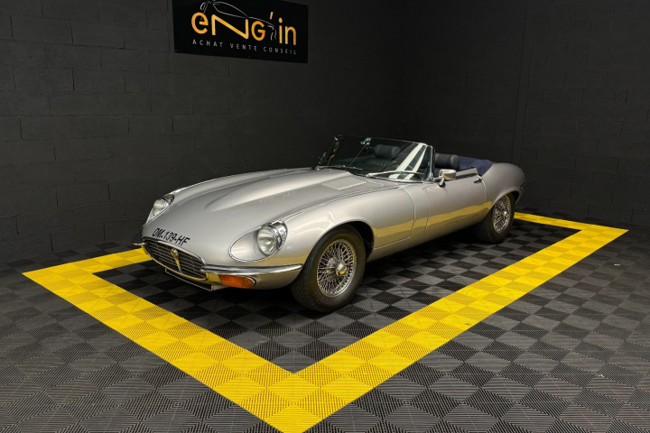JAGUAR XKE